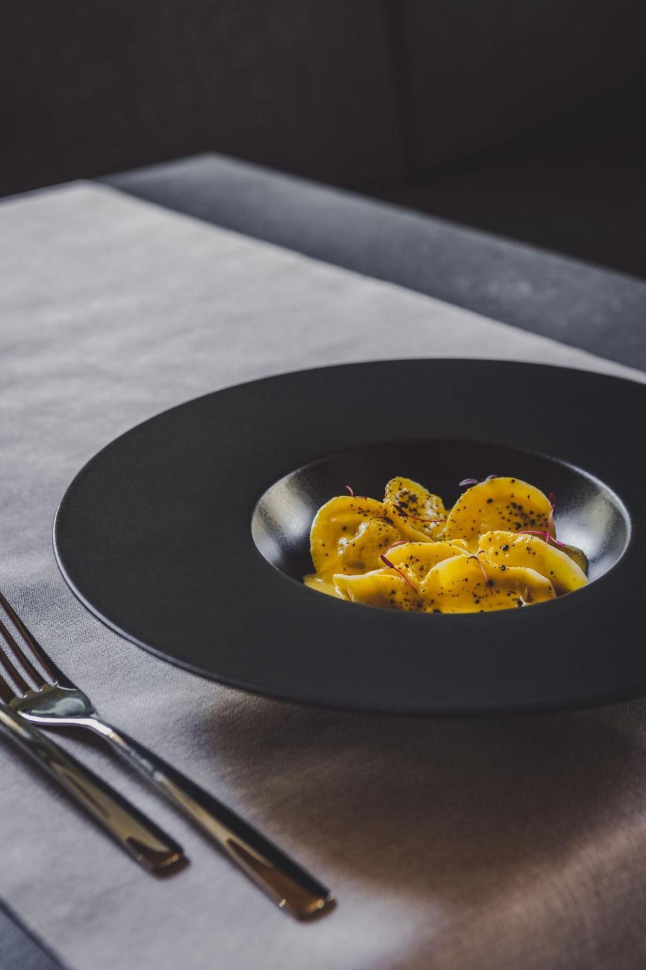 3 Vie Restaurant & Rooms Acquarossa Екстериор снимка