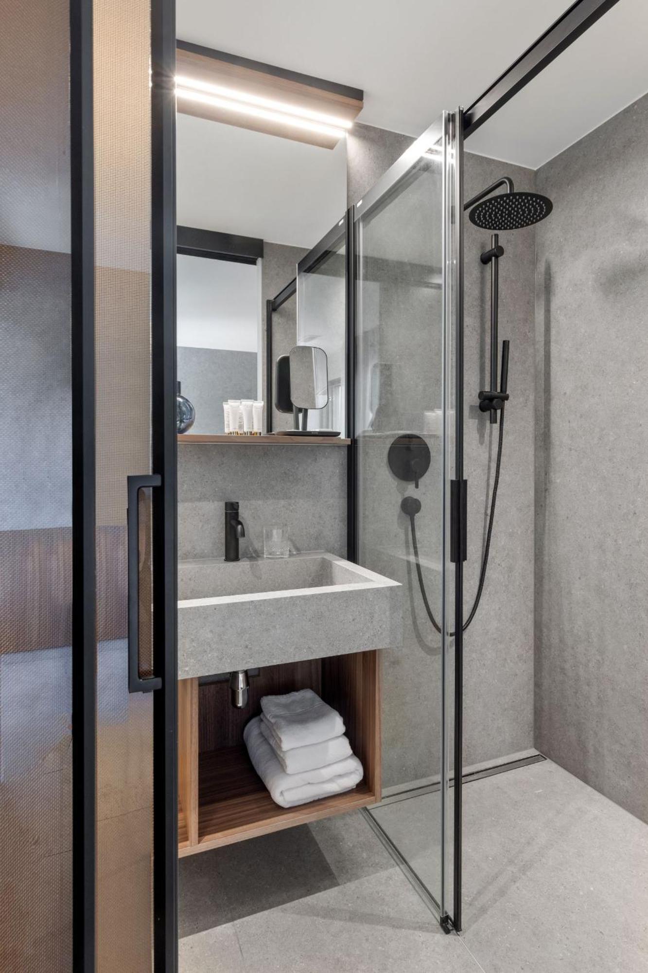3 Vie Restaurant & Rooms Acquarossa Екстериор снимка